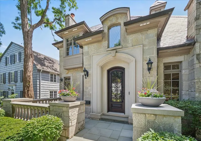 5th image of 654 Pine St, Winnetka, IL 60093 | MLS# 12693763