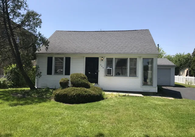 Homes for sale in Elmhurst, IL | 726 N Emroy Ave, Elmhurst, IL 60126 | MLS# 12693829