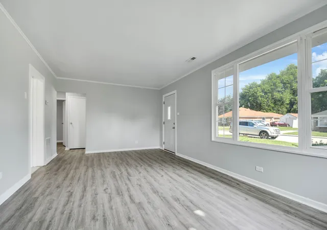3rd image of 55 Apple Ln, Park Forest, IL 60466 | MLS# 12693854