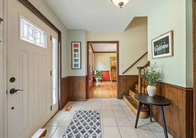 Photo 3 of Single family home for sale at 1628 Trent Ave, Naperville, IL 60563 | MLS# 12693873 | Listing updated on 2026-09-16