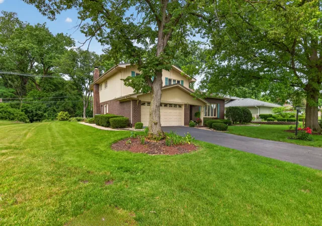 2nd image of 13030 S Cypress Ln, Palos Heights, IL 60463 | MLS# 12693900