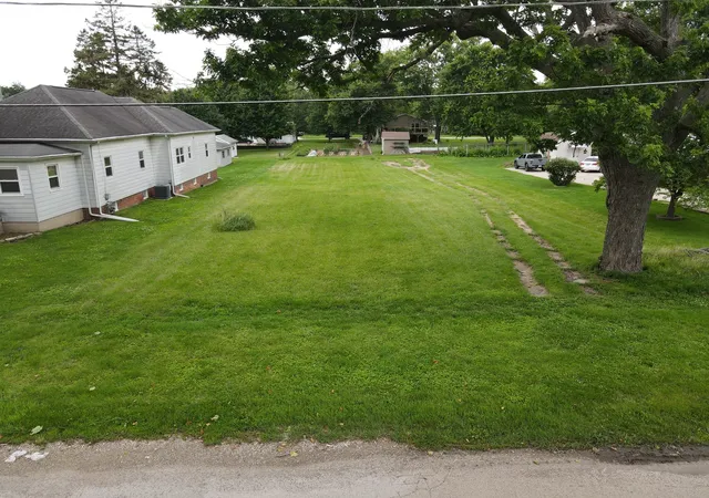Photo 2 of Land for sale at 704 N Harrison St, Streator, IL 61364 | MLS# 12693960 | Listing updated on 2026-09-16