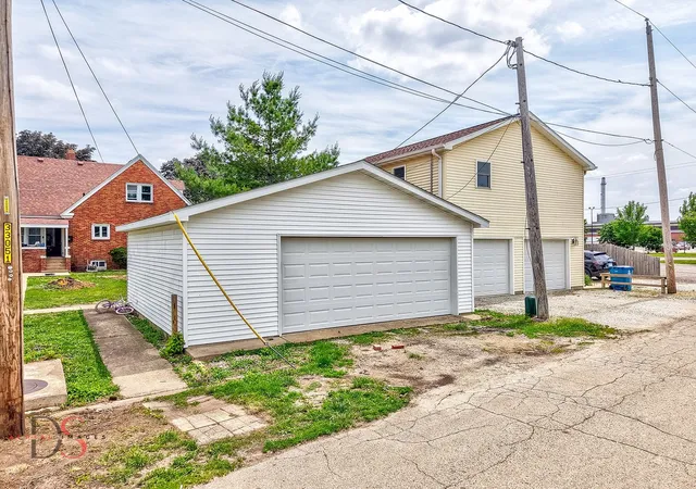 24th image of 217 20th Ave, Ottawa, IL 61350 | MLS# 12693961