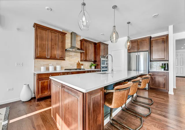 2nd image of 3255 Kimblewick Cir, Aurora, IL 60503 | MLS# 12693966