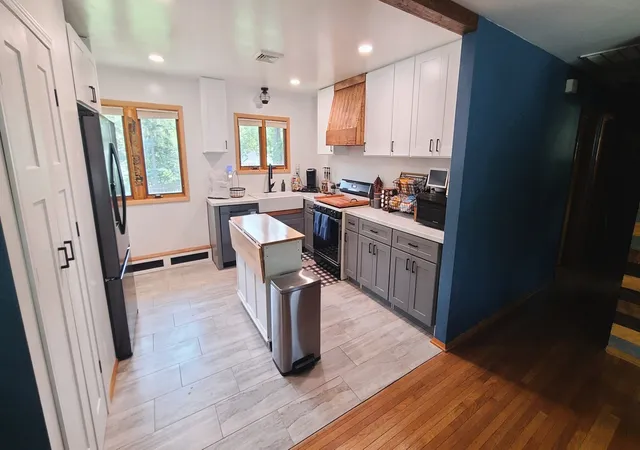 Photo 2 of Single family home for sale at 1218 Elm Pl, Dixon, IL 61021 | MLS# 12694063 | Listing updated on 2026-09-08