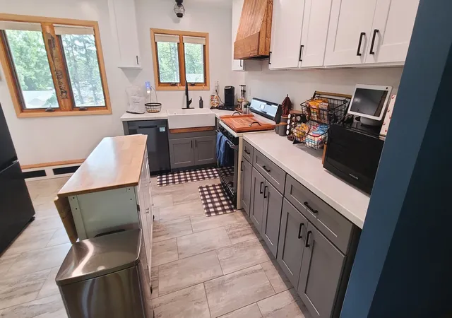 Photo 3 of Single family home for sale at 1218 Elm Pl, Dixon, IL 61021 | MLS# 12694063 | Listing updated on 2026-09-08