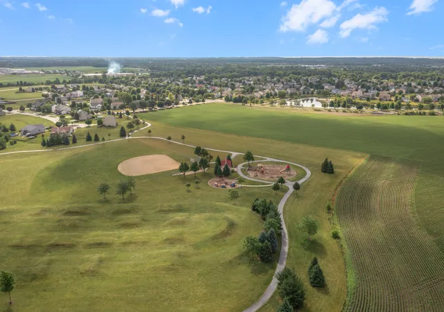 28th image of 2832 Mcmurtrie Wy, Yorkville, IL 60560 | MLS# 12694073