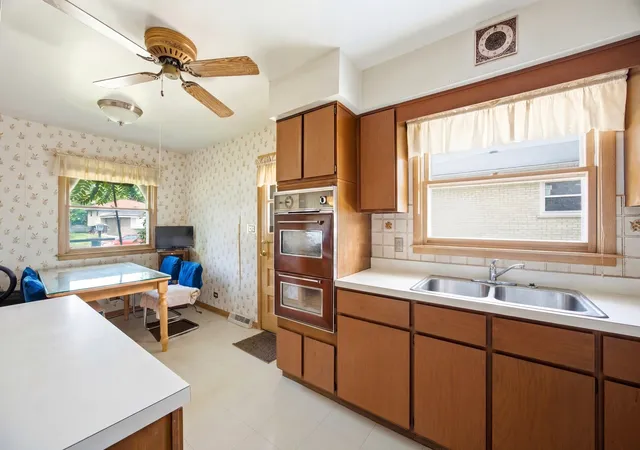 Photo 2 of Sale Pending at 349 Elk Blvd, Des Plaines, IL 60016 | MLS# 12694107 | Listing updated on 2026-09-21