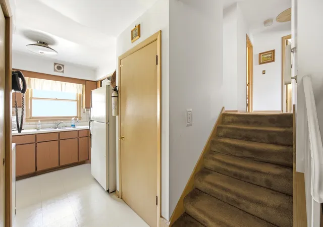 Photo 3 of Sale Pending at 349 Elk Blvd, Des Plaines, IL 60016 | MLS# 12694107 | Listing updated on 2026-09-21