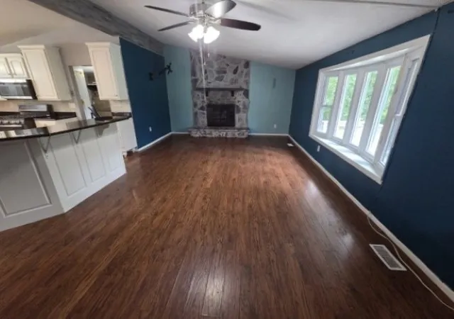 Photo 3 of Single family home for sale at 15827 N Mccauley Ln, Mt Vernon, IL 62864 | MLS# 12694126 | Listing updated on 2026-09-23