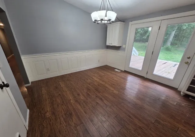 Photo 4 of Single family home for sale at 15827 N Mccauley Ln, Mt Vernon, IL 62864 | MLS# 12694126 | Listing updated on 2026-09-23