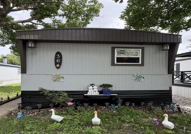 Photo 1 of Manufactured home for sale at 442 W Touhy Ave #364, Des Plaines, IL 60018 | MLS# 12694172 | Listing updated on 2026-08-12