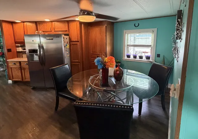 Photo 3 of Manufactured home for sale at 442 W Touhy Ave #364, Des Plaines, IL 60018 | MLS# 12694172 | Listing updated on 2026-08-12