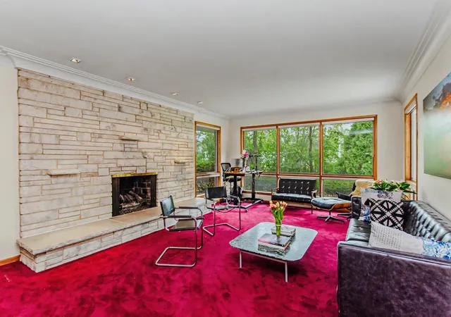 Photo 4 of Single family home for sale at 6503 N Longmeadow Ave, Lincolnwood, IL 60712 | MLS# 12694176 | Listing updated on 2026-09-14