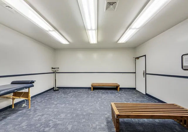 2nd image of 4800 S Chicago Bch Dr, Chicago, IL 60615