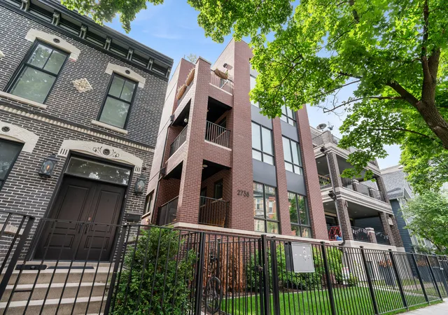 Homes for sale in Chicago, IL | 2738 N Racine Ave #1w, Chicago, IL 60614 | MLS# 12694247
