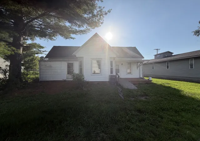 Photo 1 of Single family home for sale at 207 S Railroad St, Lovington, IL 61937 | MLS# 12694257 | Listing updated on 2026-07-15