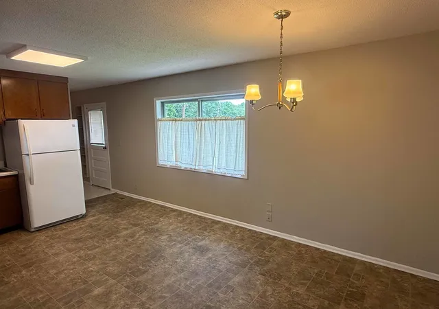 5th image of 1619 Skyline Dr, Danville, IL 61832 | MLS# 12694260