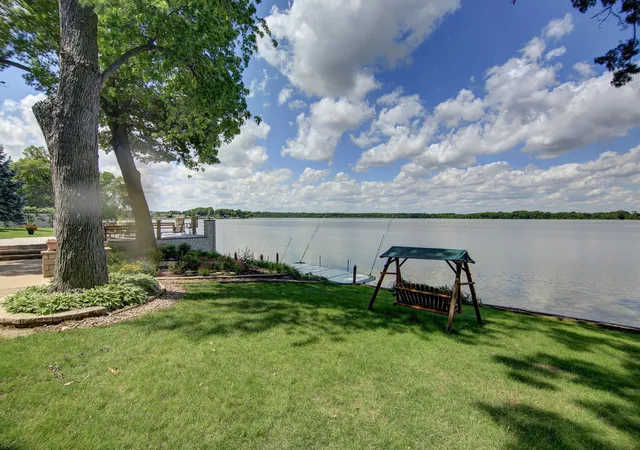 Photo 4 of Single family home for sale at 701 Hill Dr, Rock Falls, IL 61071 | MLS# 12694265 | Listing updated on 2026-09-05