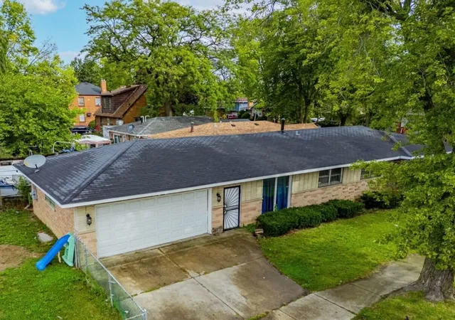 11th image of 16446 Emerald Ave, Harvey, IL 60426 | MLS# 12694281