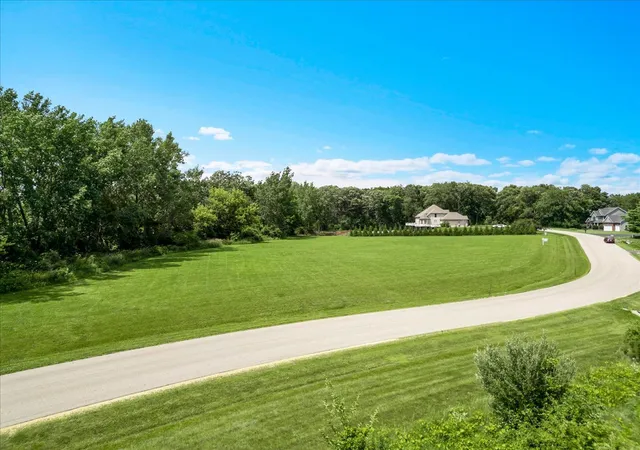 2nd image of 11217 Hill Crest Ln, Marengo, IL 60152 | MLS# 12694299