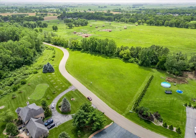 5th image of 11217 Hill Crest Ln, Marengo, IL 60152 | MLS# 12694299