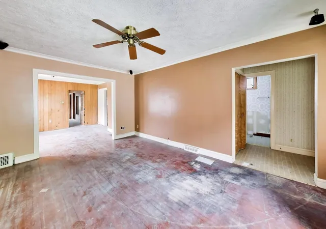 4th image of 2451 Maple St, River Grove, IL 60171 | MLS# 12694341