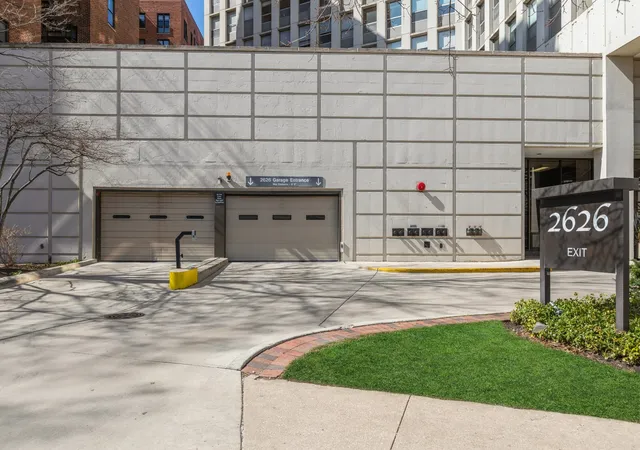Homes for sale in Chicago, IL | 2626 N Lakeview Ave #1102, Chicago, IL 60614 | MLS# 12694346