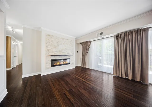 Homes for sale in Arlington Heights, IL | 1515 E Central Rd #420C, Arlington Heights, IL 60005 | MLS# 12694352