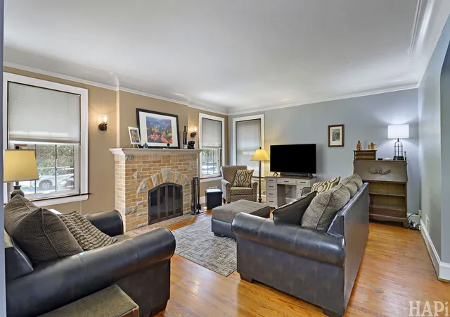 Photo 3 of Single family home for sale at 7846 Kenneth Ave, Skokie, IL 60076 | MLS# 12694371 | Listing updated on 2026-10-05