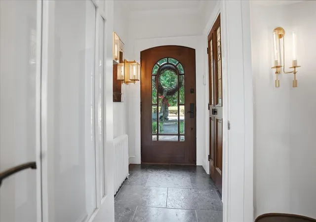 Photo 4 of Single family home for sale at 1116 E Monroe St, Bloomington, IL 61701 | MLS# 12694429 | Listing updated on 2026-07-29