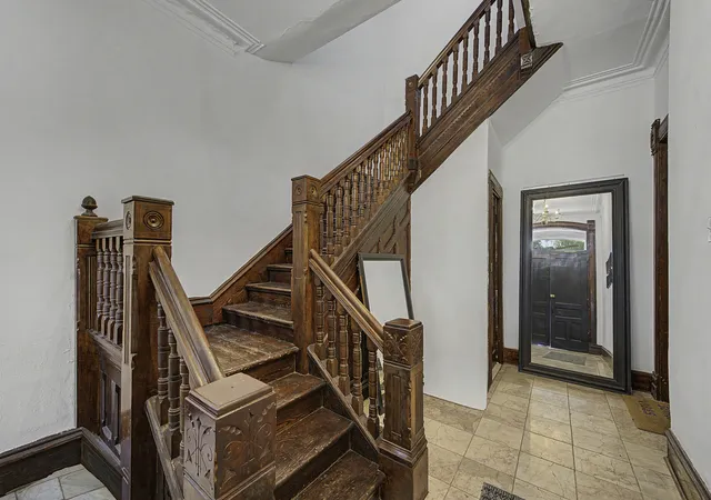 Listing Photo 4 - Condo for sale in building located at 700 S Oakley Blvd, Chicago, IL 60612