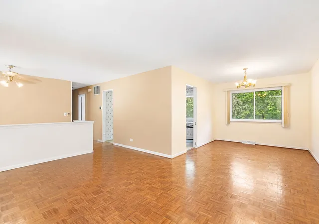 image of 2825 Grissom Ct, Woodridge, IL 60517 | MLS# 12694464