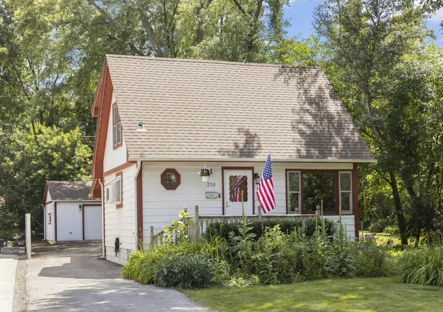 1st image of 316 W 5Th Ave, Naperville, IL 60563 | MLS# 12694499