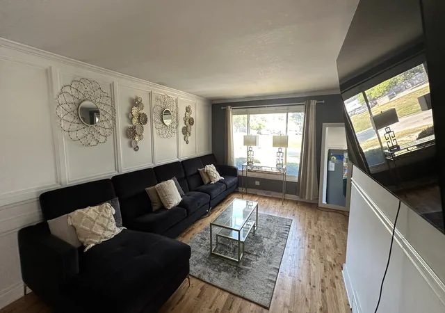 3rd image of 14820 Cottage Grove Ave, Dolton, IL 60419 | MLS# 12694549