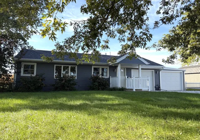 Photo 3 of Single family home for sale at 5538 W 1000 North Rd, Kankakee, IL 60901 | MLS# 12694557 | Listing updated on 2026-10-13