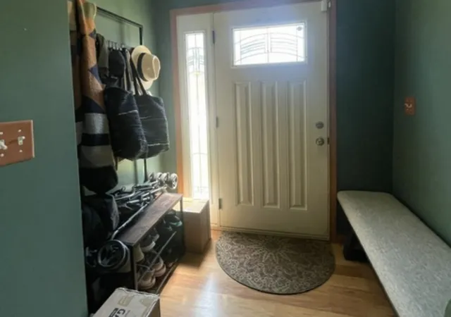 Photo 3 of Single family home for sale at 14856 Central Park Ave, Midlothian, IL 60445 | MLS# 12694558 | Listing updated on 2026-09-03