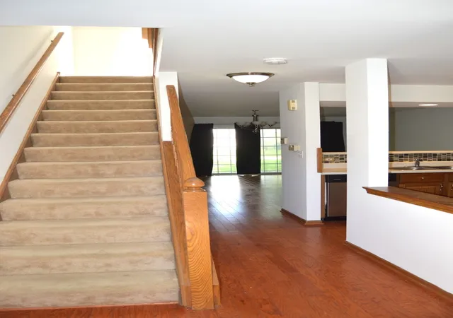 Photo 3 of Townhouse for sale at 1609 Orchard Ave, Schaumburg, IL 60193 | MLS# 12694562 | Listing updated on 2026-07-28