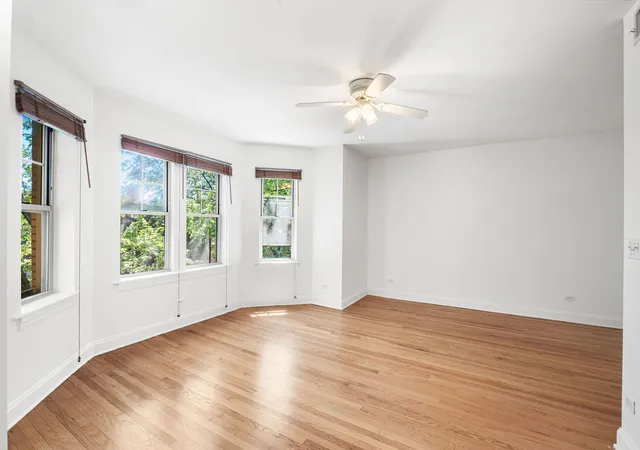 Homes for sale in Chicago, IL | 6452 N Bell Ave #3, Chicago, IL 60645 | MLS# 12694606