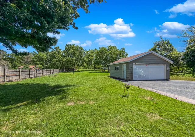 4th image of 7S201 N Eola Rd, Aurora, IL 60502 | MLS# 12694619
