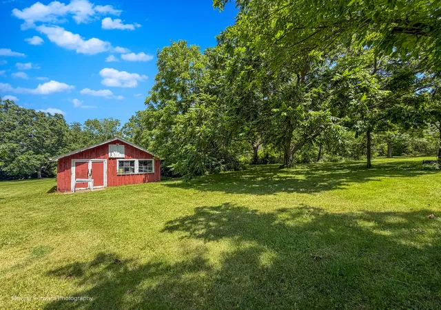 5th image of 7S201 N Eola Rd, Aurora, IL 60502 | MLS# 12694619