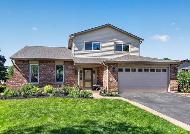 Homes for sale in Downers Grove, IL | 1110 Valley View Dr, Downers Grove, IL 60516 | MLS# 12694646
