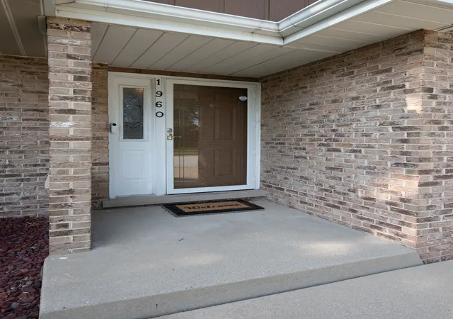 3rd image of 1960 185Th St, Lansing, IL 60438 | MLS# 12694692