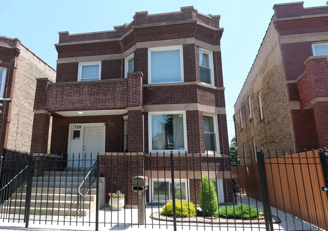 1st image of 739 N Trumbull Ave, Chicago, IL 60624 | MLS# 12694700