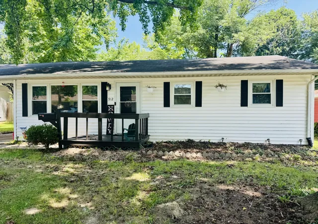 1st image of 912 Boston Rd, Marion, IL 62959 | MLS# 12694701