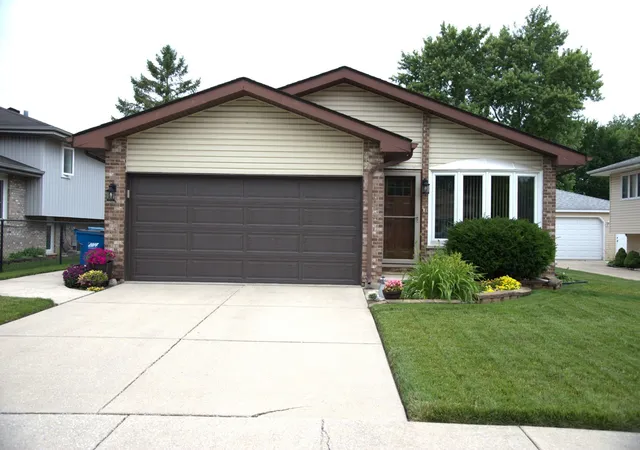 2nd image of 14230 Keeler Ave, Crestwood, IL 60418 | MLS# 12694708