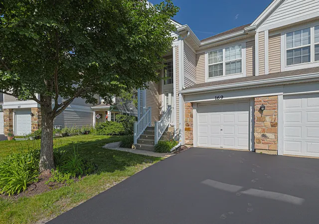 4th image of 169 Concord Ln, Carol Stream, IL 60188 | MLS# 12694710