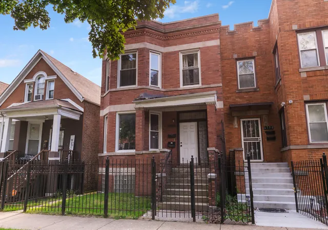 Homes for sale in Chicago, IL | 6732 S Michigan Ave, Chicago, IL 60637 | MLS# 12694724