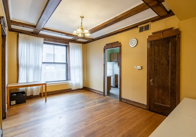 Homes for sale in Chicago, IL | 945 E Hyde Park Blvd #3, Chicago, IL 60615 | MLS# 12694795