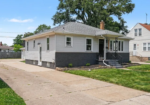 image of 18316 Sherman St, Lansing, IL 60438 | MLS# 12694809